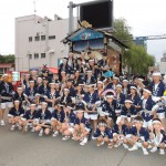 待機場所での集合写真